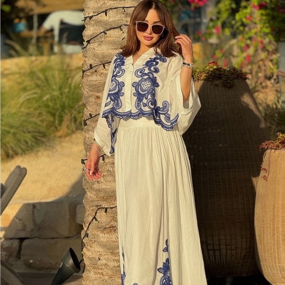 NWT vacation Midi Skirt Embroidery size XS and XL 
FIRM PRICE - Picture 16 of 16